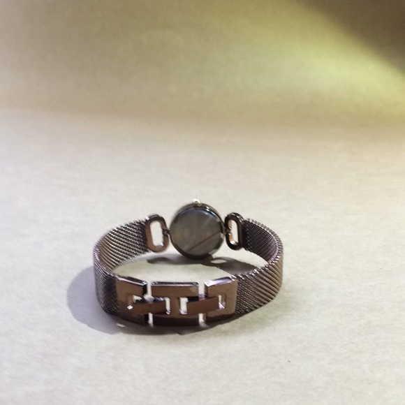 Studio Quartz woman’s watch - Picture 2 of 8